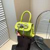 Bolso de Mano con Lazo Bolso Cuadrado Pequeño para Mujer 2026 Primavera Nuevo Bolso de Hombro con Cadena Cruzado de Hombro Bolso de Mujer de Moda y Elegante