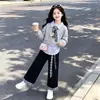 Conjunto de Dos Piezas de Dibujos Animados de Moda para Otoño y Primavera para Niñas Mayores: Sudadera con Retazos a Cuadros y Pantalones Casuales de Pierna Ancha