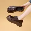 Mocasines para mujer 2026 otoño nuevo casual sin cordones suela gruesa que aumenta la altura punta redonda adelgazantes zapatos individuales de piel para personas menudas