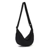 Bolsa Transversal Feminina Versátil de Ombro Único em Nylon Formato Dumpling, Bolsa Feminina Versátil Casual Moda Verão, Tendência Bolsa Lua Cor Sólida