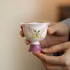 Taza de Té de Cerámica para el Hogar Estilo Japonés Pastel Flor Pintada a Mano Boca de Flor Pie Alto Taza de Maestro Portátil para Juego de Té Kung Fu