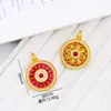El mismo estilo que el colgante de brújula de ocho tesoros con rosetón de la joyería de oro con incrustaciones completas de diamantes, corindón rojo, colgante de collar hueco giratorio