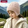 Gorro de punto para niños de otoño e invierno transfronterizo, nuevo diseño simple de punto trenzado liso, unisex, cálido y protector para las orejas, gorro de lana