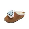 Estilo perezoso de personalidad nicho Zapatos Birkenstock Ropa para niños Pantuflas Otoño/Invierno 2026 Nuevos Zapatos de media zapatilla de punta cerrada para persona perezosa