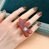Anillo Decorativo de Diamante Amoroso Oso que Saluda Galleta Venta Caliente Transfronteriza Anillo de Diseño Moderno y Versátil Joyería
