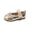 Zapatos pequeños de cuero estilo princesa para niña, nuevos zapatos de rendimiento estilo coreano con lazo, zapatos planos pequeños estilo Chanel, primavera/otoño 2026