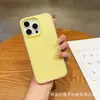 Adecuado para funda de teléfono móvil Apple 17, Nueva funda protectora de gelatina dos en uno con agujero grande para teléfono móvil 16Pro, Color puro, Anticaídas