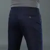 Calça Casual Clássica Azul Céu de Hong Kong para Homens, Calças Slim Fit para Primavera e Outono, Calças Versáteis Elásticas para Jovens e Negócios