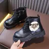 Botas de Moda Estilo Coreano tipo Martin para Niñas 2026 Otoño Nuevas Llegadas Zapatos Individuales con Encaje de Flor para Bebés Botas Cortas para Niñas Pequeñas