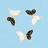 Al por mayor Versión Coreana Creativo Doble Colgante Patrón de Mariposa Blanco y Negro Goteo de Aceite Pulsera de Aleación Collar Colgante Joyería Accesorios DIY