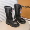 Botas Descoladas para Meninas 2025 Verão Botas com Recortes em Tela Botas para Crianças de Tamanho Médio e Grande Meninas Pequenas Tamancos Respiráveis
