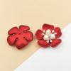 Broche de perlas de crisantemo hecho a mano, joyería coreana de lujo, regalo de alta gama, accesorios sencillos que combinan con todo, accesorios para el cabello, ropa