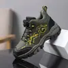 Venta caliente transfronteriza invierno nuevo zapatos de algodón para niños engrosados cálidos zapatos de senderismo para exteriores para niños botas de algodón para niños medianos y grandes en stock