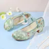 Zapatos de Tela Antiguos de Beijing Nuevos Primavera y Verano 2022 Zapatos Bordados para Mujer Tacón Medio Zapatos para Combinar con Cheongsam Zapatos Mejorados Hanfu para Mujer