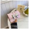 Bolso cuadrado pequeño vintage 2024 bolso de mujer nuevo cadena de lazo para niños bolso de mensajero para niñas europeas y americanas mini sobre rojo boca