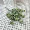 Venda Quente Transfronteiriça Plantas Verdes Simuladas de Eucalipto Decoração de Casa e Casamento Flores Plásticas Flores Artificiais Adereços para Fotografia Prontos para Venda
