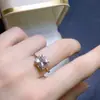 Anel de Morganita Natural, Alta Clareza, Fogo Brilhante, Pedra Solta Tamanho 6mm, Exquisitamente Cravejado em Prata Esterlina 925