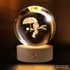 Lámpara de noche personalizada de bola de cristal luminosa, un regalo conmemorativo creativo y práctico para niños y niñas en su cumpleaños, o como decoración para el Día del Maestro.