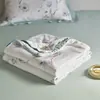 2025 Nuevo Edredón de Verano Enfriador de Lyocell Tencel para Dormir Desnudo Sedoso Edredón de Aire Acondicionado Lavable a Máquina Juego de Edredón Delgado de Cuatro Piezas