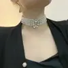 Colar multicamadas de pérolas e diamantes, moderno e luxuoso, corrente para clavícula francesa de luxo leve, joia de design exclusivo para mulheres
