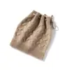 Cachemira Otoño/Invierno 2026 Nuevo para Mujer de Gama Alta Color Sólido Calidez Exterior Protección para los Oídos Gorro de Punto Versátil para Uso Casual y al Aire Libre