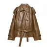 Fabricante Mayorista de Ropa Femenina Transfronteriza Primavera 2026 Nuevo Estilo Fresco Retro Moda Gabardina Corta de Piel Sintética de Doble Botonadura