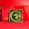 Soporte de exhibición de disco cuadrado estilo chino de oro 999 puro "Éxito Instantáneo" con pintura 3D, set creativo y exquisito, venta al por mayor hecho a medida