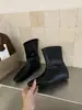 Primeiro Encontro Sazonal Marrom Aumento de Altura Maillard Slim Botas de Cano Curto Botas Femininas 2026 Outono/Inverno Estilo Francês Botas de Salto Baixo Bico Quadrado