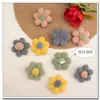Broches de Flor Peluda, Ramilletes, Macarrones de Peluche, Accesorios de Girasol, Bolsas, Accesorios para la Cabeza, Accesorios para Sombreros al por Mayor