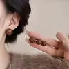 Pendientes de Perla tipo Bollo Color Chocolate Estilo Maillard para Mujer, Pendientes Elegantes de Moda, de Alta Gama, Sencillos y Versátiles para Mujer