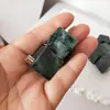 Suministro de fábrica piedra rey medicina piedra grava piedra cuadrada jade negro verde piedra de té imán activo jade de té al por mayor