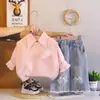 X Conjunto de Tres Piezas para Niña de Comercio Exterior Transfronterizo Nuevo Estilo 2026 Chaleco de Punto con Corazones Top de Color Sólido + Pantalones Largos de Mezclilla