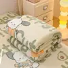 Juego de sábana y manta con forro polar y grosor extra, cálido de invierno, terciopelo de leche, diseño lindo y temático de dibujos animados, un juego de tres piezas