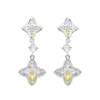 Pendientes de Botón con Borla de Estrella Completamente de Circonita de Diamante Super Brillantes de Moda de Lujo Ligero para Mujer de Nicho Simples de Gama Alta Exquisitos Versátiles