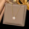 Conjunto de Colar de Aço Titânio para Mulheres Dongguan Transfronteiriço, Conjunto de Colar e Pulseira de Coração de Alta Qualidade, Conjunto de Joias da Moda Leve de Luxo