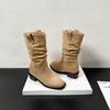 Botas Curtas de Cavaleiro Suede Melado Aumentadoras de Altura 8cm para Mulheres 2025 Outono Inicial Novo Estilo Coreano Dobradas com Salto Grosso Botas Western