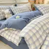 Conjunto de Roupa de Cama Quatro Peças de Algodão Lavado Estilo Simples Xadrez Amigo da Pele Lençol de Cama Xadrez Simples Capa de Edredom Conjunto de Roupa de Cama Listrado