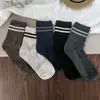 Meias Zhuji Outono e Inverno Meias Femininas de Cano Médio Estilo Japonês Meias Esportivas Brancas de Cano Médio Meias Descartáveis Atacado