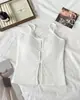 Camisola de Algodón Acanalado Vintage con Encaje, Parche de Mariposa, Falso Dos Piezas, Copas de Látex Fijas y Diseño de Puro Deseo