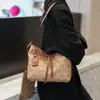 Bolsos de Moda para Mujer 2025 Nuevo Estilo Coreano Gama Alta Elegante Moderno Ropa de Trabajo Gran Capacidad Moderno Bolso de Hombro Cruzado