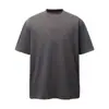 Camiseta de Manga Curta com Efeito Desgastado e Gradiente, Design Bordado com Letras Pequenas, Corte Solto Simples, Moda Urbana Masculina para o Verão