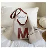 Bolsa Vintage Grande Capacidade Estilo Carta Europeu e Americano para Mulheres 2026 Nova Casual Elegante Versátil Bolsa de Ombro para o Dia a Dia