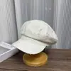 Chapéu Octogonal Retrô Rasgado Desgastado Feminino 2026 Notícias Outono Inicial Boné de Jovem Elegante Versátil Rosto Afinando Chapéu de Pintor