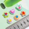 Lindos accesorios de resina con forma de estrella de flor de tamaño pequeño, pegamento en crema, accesorios de bricolaje, venta al por mayor, carcasa de teléfono móvil, taza de agua, horquilla, parche