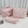 Bolsa de Maquiagem Floral Vertical Ins, Grande Capacidade, Sensação de Luxo, Necessaire de Poliéster-Algodão, Bolsa Portátil para Armazenamento de Maquiagem para Saídas