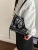 Bolsa Casual Retro Transfronteiriça 2026 para Mulheres, Bolsa de Ombro Cruzada de Primavera, Bolsa Saco Popular Vendida Quente Deste Ano