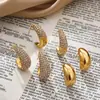 Moda europea y americana diseño de nicho aretes de luna en forma de C de acero inoxidable lujo ligero totalmente incrustados con diamantes de colores aretes de guisante en forma de C