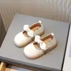 Zapatos de Bebé de Suela Blanda para Niños Estilo Coreano Lazo Zapatos de Princesa para Niñas Niños Medianos y Grandes Zapatos Individuales para Niña Pequeña Una Pieza Dropshipping Otoño
