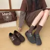 Zapatos casuales mujer suave velcro 2026 nuevos mocasines suela plana estilo coreano división falsa otoño casual doble hebilla puntera de moda