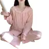 Pijama Estilo Tweed para Mulheres no Outono e Inverno com Bojo, Conjuntos de Veludo Alemão de Manga Longa, Espessos e Quentes, Roupas Casuais para Casa que Podem Ser Usadas Fora